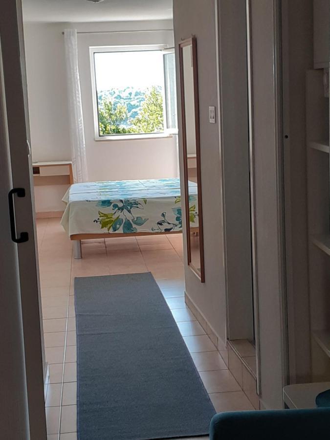Apartment Zlata راب المظهر الخارجي الصورة