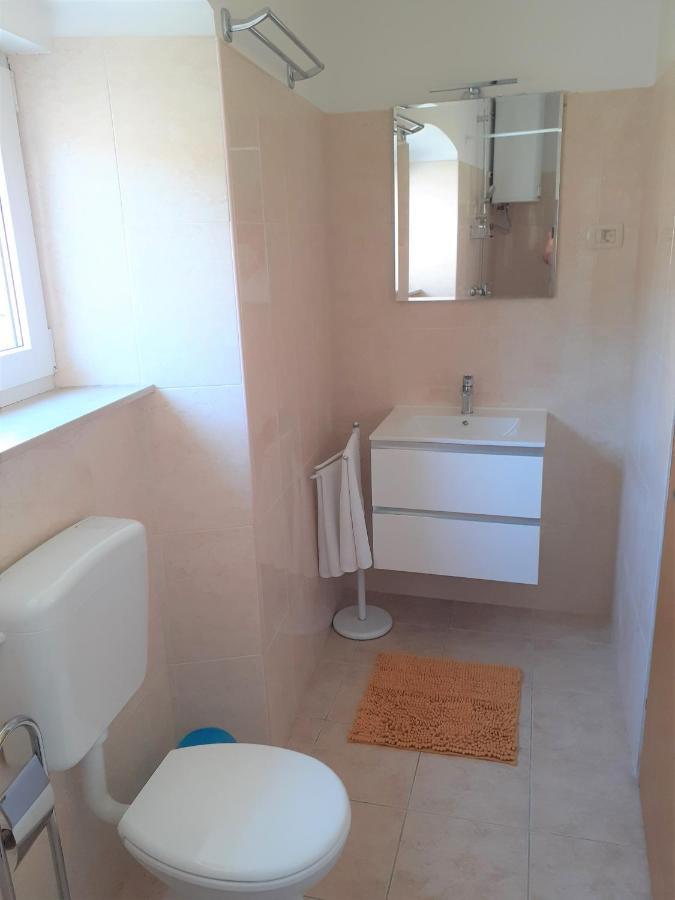 Apartment Zlata راب المظهر الخارجي الصورة