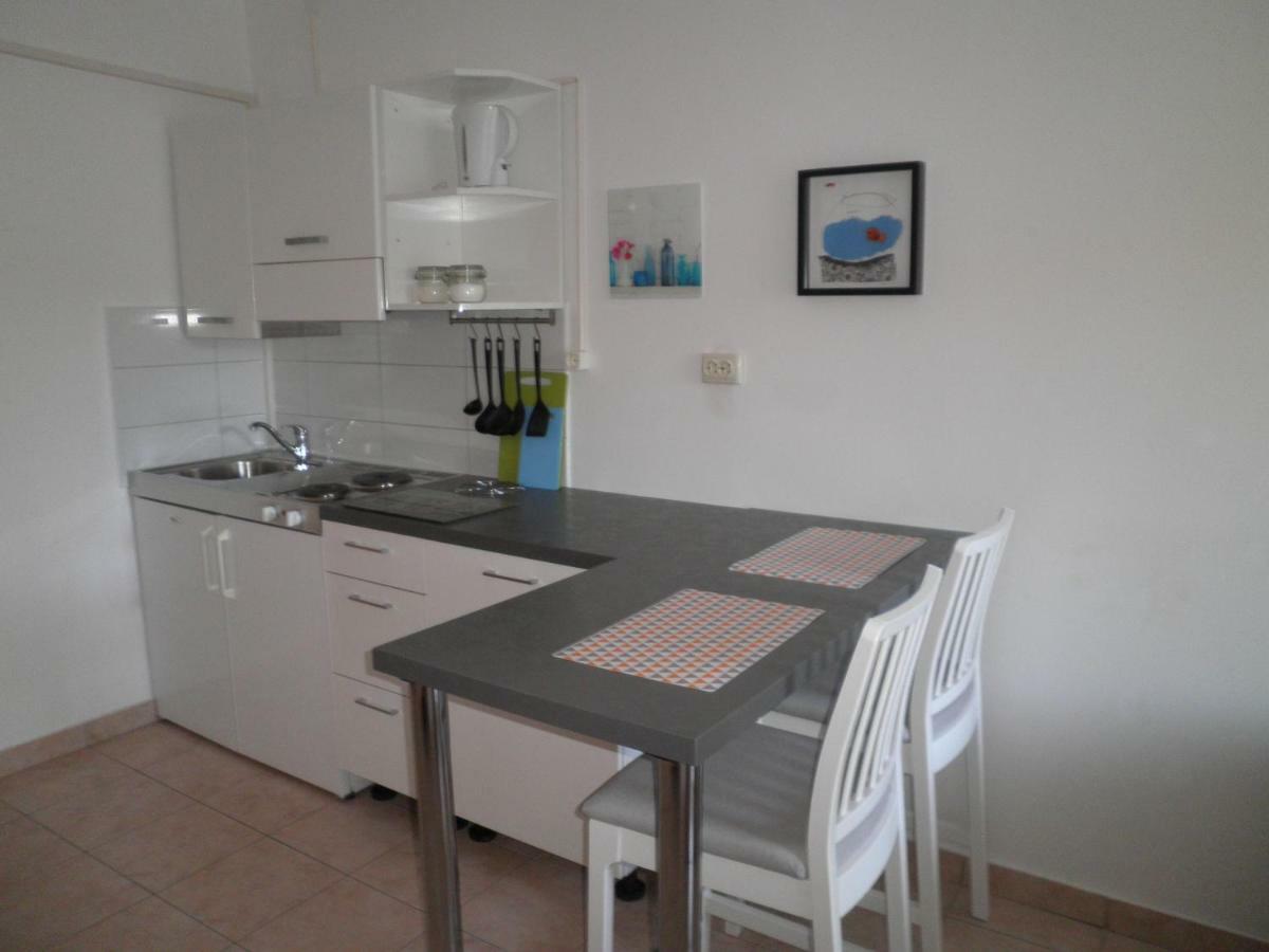 Apartment Zlata راب المظهر الخارجي الصورة